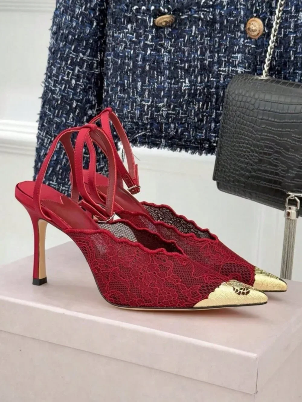 Red Fashionable Women's Lace Pointed Toe Stiletto Heel
